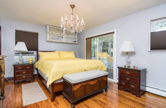 AMAZINGLY RELAXING 2nd floor - full 2 BR/Bath/Full kitchen/Diswasher