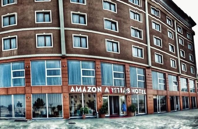 Amazon Aretias Hotel