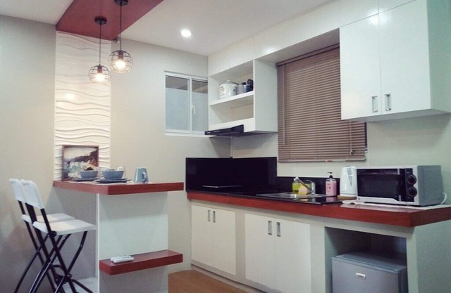 Amber's Cozy Condo Home