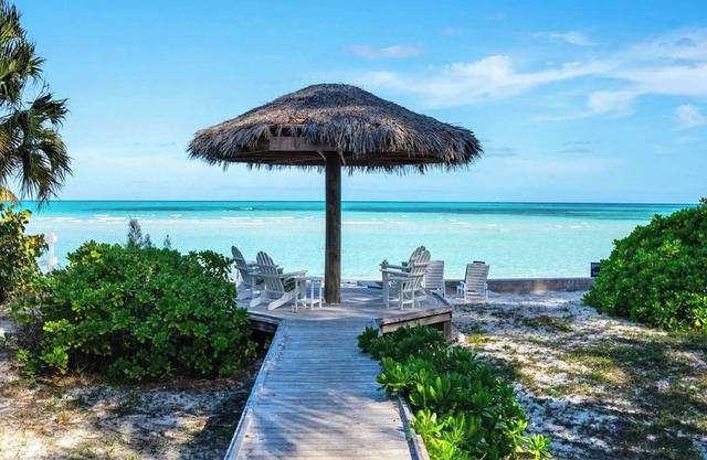 Amberjack House - 3 Bedroom House On The Beach!