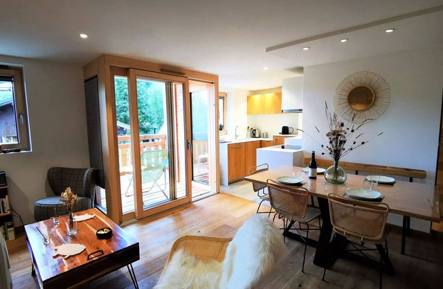 Ambrocella Residence - Beautiful bright apartment, South West exposure