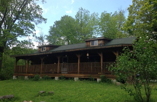Amish cabin on 40 acres of woods and meadow