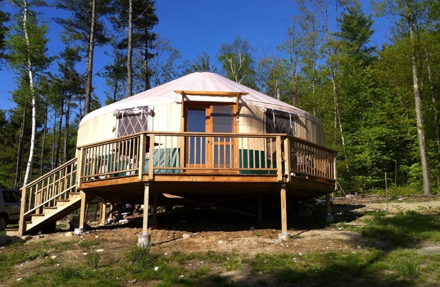 An Adventure of a Lifetime - Modern Adirondack Yurt/Cabin on 15 Acres