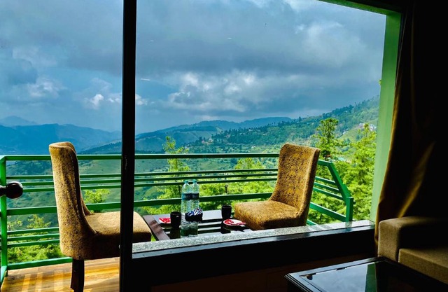 AN resort Mashobra II Forest-Mountain view rooms