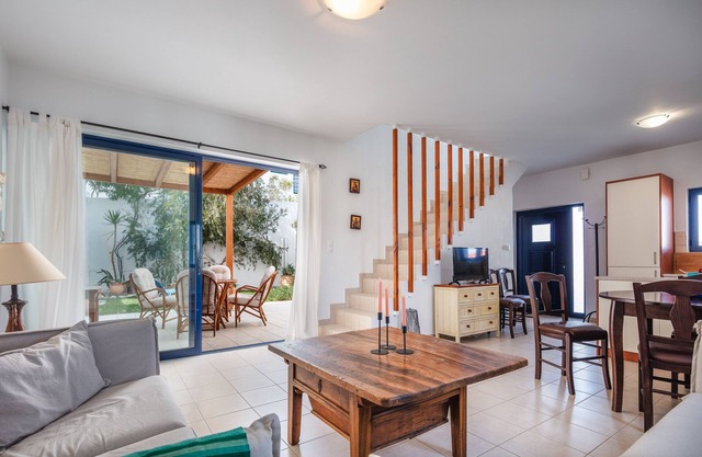 Anatoli 14, 3-bedr house, roof terrace with Seaview