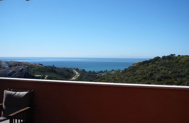 Andalusia apartment, sea view, pool !