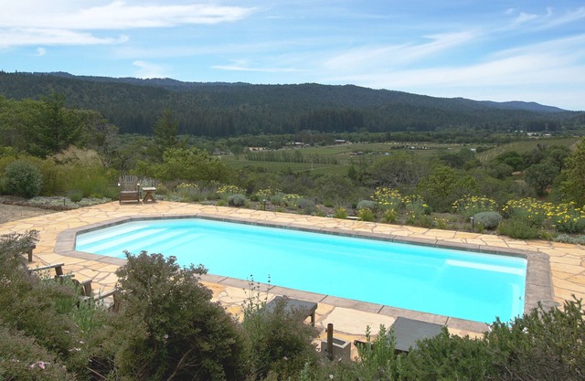 Anderson Valley Getaway
