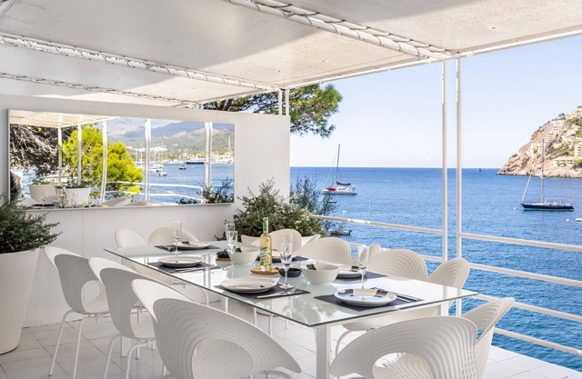 Andratx Mar - Fantastic Villa over the sea