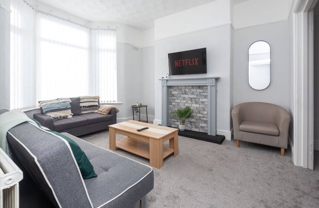 Anfield Escape – Sleeps 9