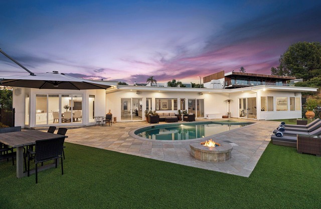 Angeles View Estate