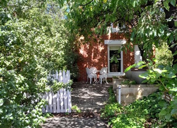 Annies Garden Cottage