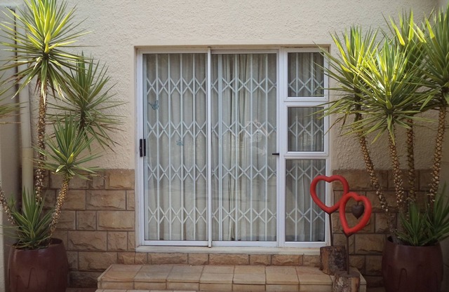 Anri Guesthouse Self-catering accommodation