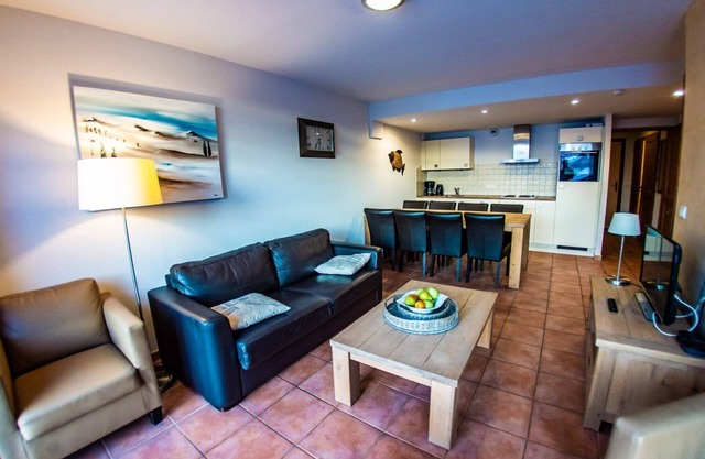 Apartment suitable for 8-10 persons. In center of Saint François Longchamp with ski in & out.