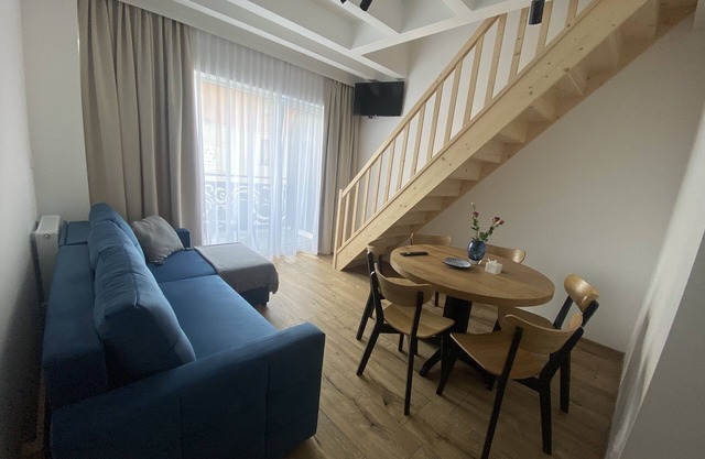 APARTAMENT DWUPOZIOMOWY