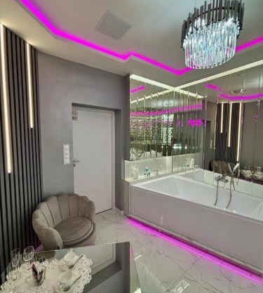 Apartament "Prezydencki Deluxe" Centrum z dużą wanną dla Dwojga