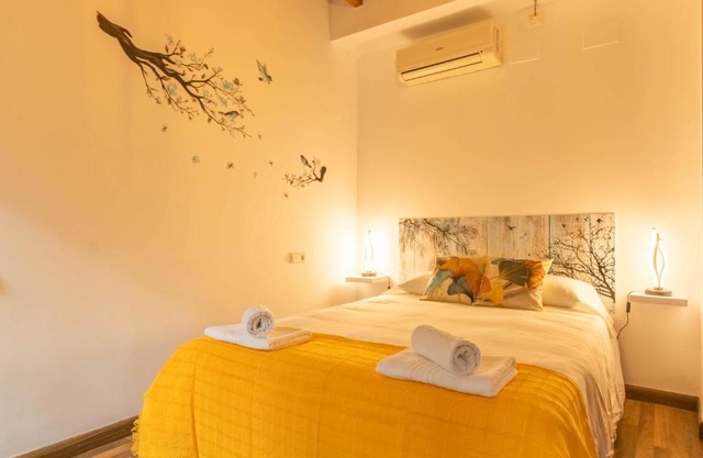 APARTAMENTO PATIO ANDALUZ EN SEVILLA