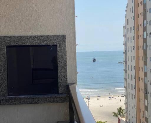 apartamento quadra mar