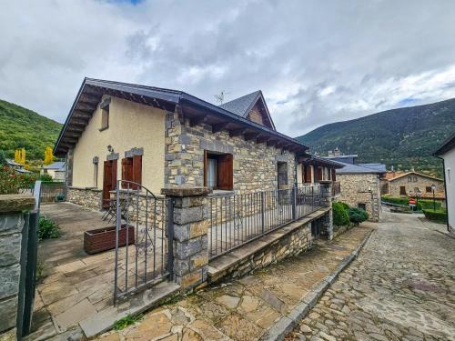 Apartamentos Casa Boira 3000