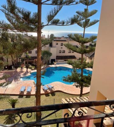 Apartamentos El Toro