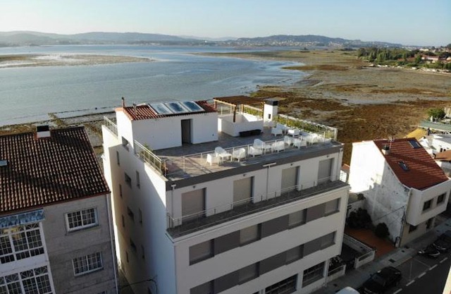 Apartamentos O Grove Awa Bay