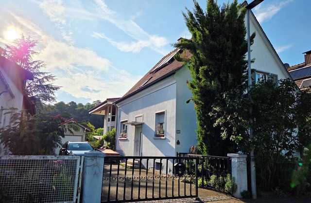 Apartment 'Krumme Gustels Hüs' with Balcony and Wi-Fi
