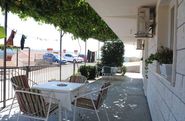 Apartmani Kata/Studio apartment 3 on the ground floor