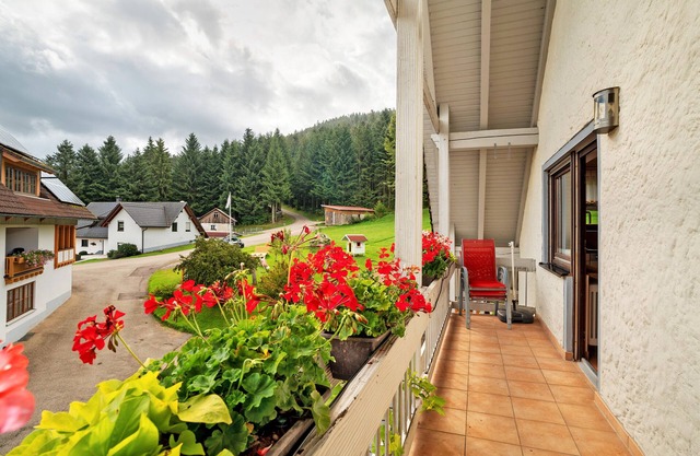 Apartment '3' with Mountain View, Shared Terrace and Wi-Fi