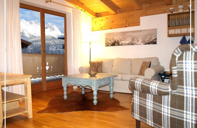 Apartment WilderKAISER 80m²/2 bedrooms/2 bathrooms/balcony - Alpenchalet "Der Tyroler