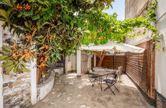 Apartment 'Santa Maria' with Mountain View, Wi-Fi and Air Conditioning
