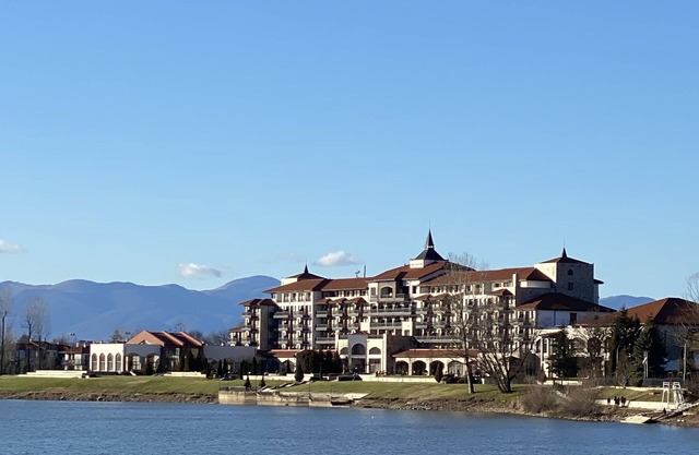 Apartment 100m from Pravets Golf&Spa Resort, hiking trails&historical sights