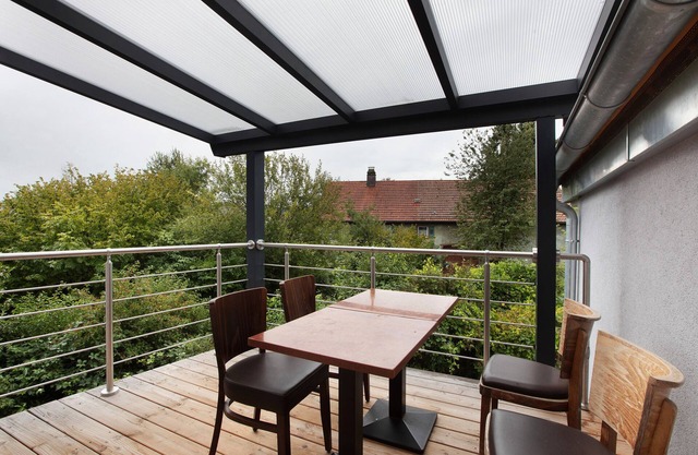 Apartment '2' with Balcony and Wi-Fi