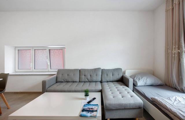 Apartment '4' with Wi-Fi