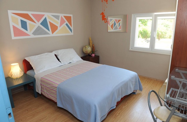Apartment 6 pers tastefully renovated! Between Split and Dubrovnik