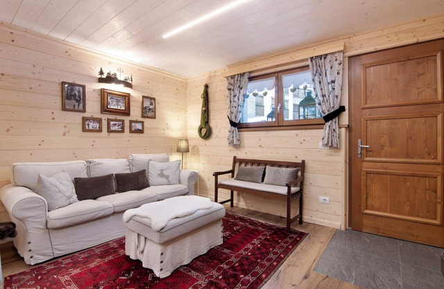 Apartment 'A Casa Di Anna' with Mountain View, Private Garden and Wi-Fi