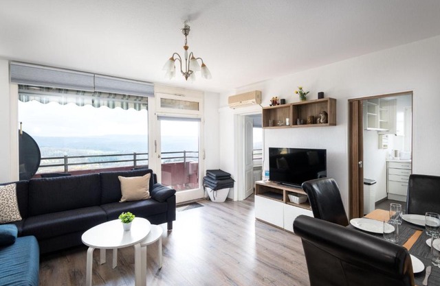Apartment A1011 by Interhome