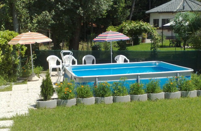 Apartment "Adriana" with Lake View, Pool, Wi-Fi & Garden