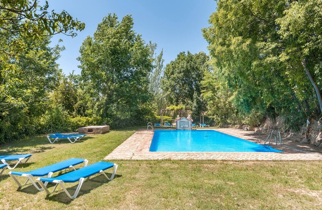 Apartment 'Apartamento La Cuadra' with Mountain Views, Shared Pool and Wi-Fi
