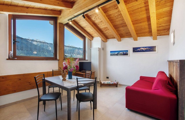Apartment 'Appartamento 1' with Mountain View and Wi-Fi