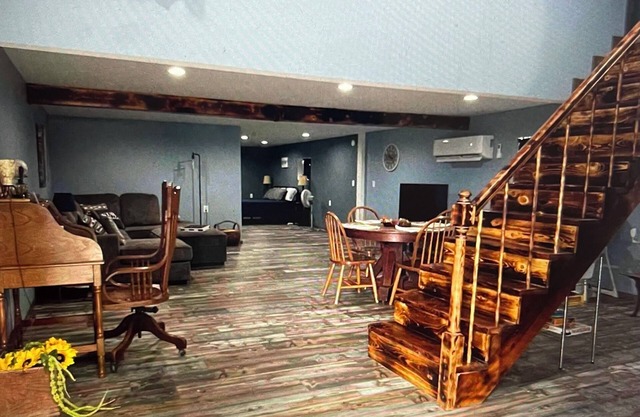 Apartment at Badass Holler: Unwind on a working farm