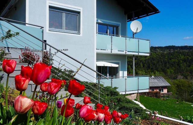 Apartment 'Ferienwohnung Margarethe' with Lake View, Private Terrace and Wi-Fi
