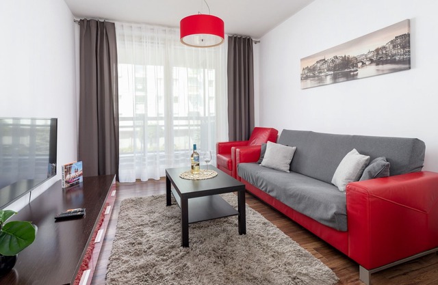 Apartment Bajeczna 4/13 | Wifi, 2 Bedrooms, Balcony