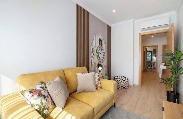 Apartment 'Beira Mar - Rc Direito' with Balcony, Wi-Fi and Air Conditioning
