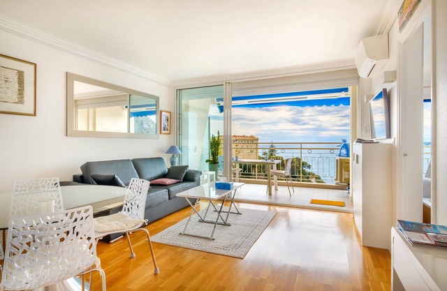 Apartment 'Best View Of Cote Dazur' with Sea View, Wi-Fi and Air Conditioning