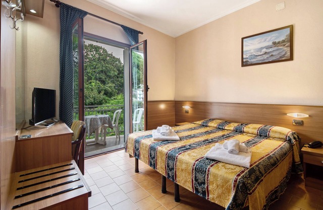 Apartment Bilocale Moneglia 21 close to the Beach with Shared Pool & Wi-Fi