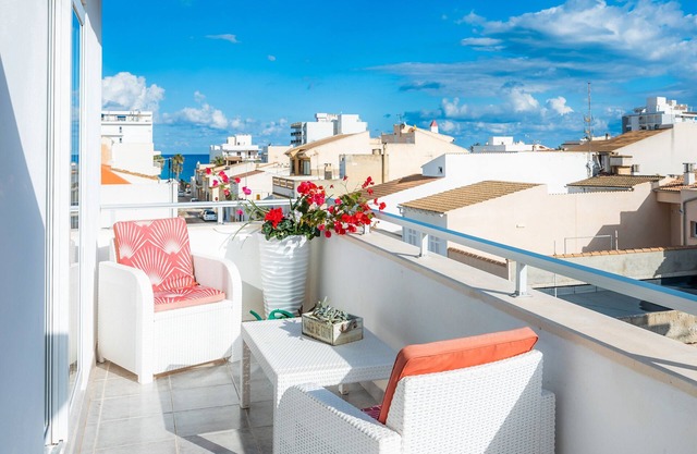 Apartment 'Can Picafort Sea Breeze' with Sea View, Wi-Fi and Air Conditioning
