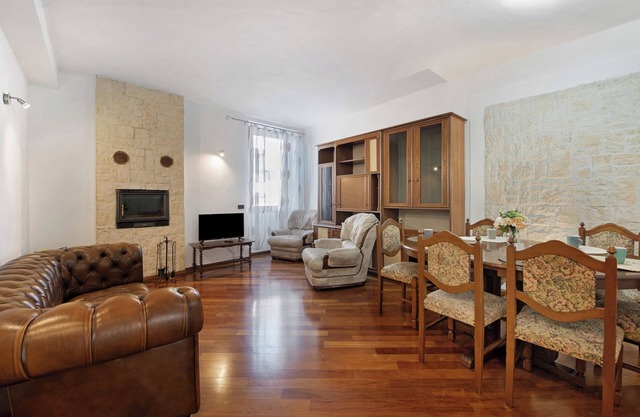 Apartment 'Cardo' with Balcony and Wi-Fi