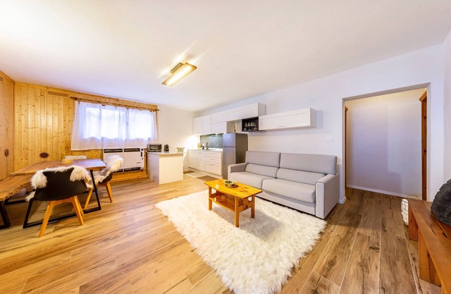 Apartment 'Casa Fiocco di Neve' with Mountain View, Shared Garden and Wi-Fi