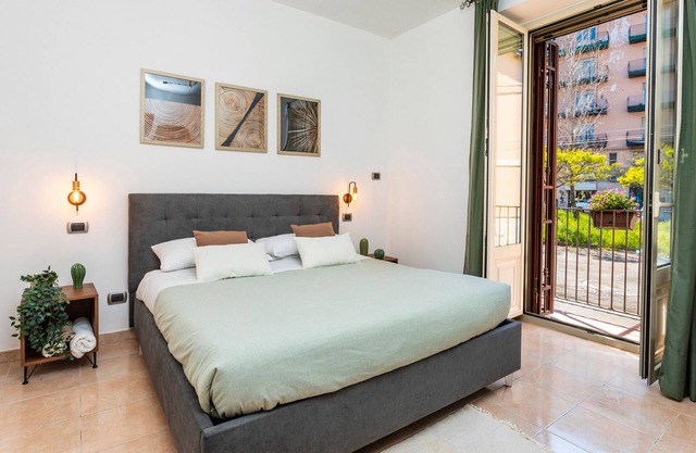 Apartment 'Civico 1 - Acireale' with Balcony and Air Conditioning