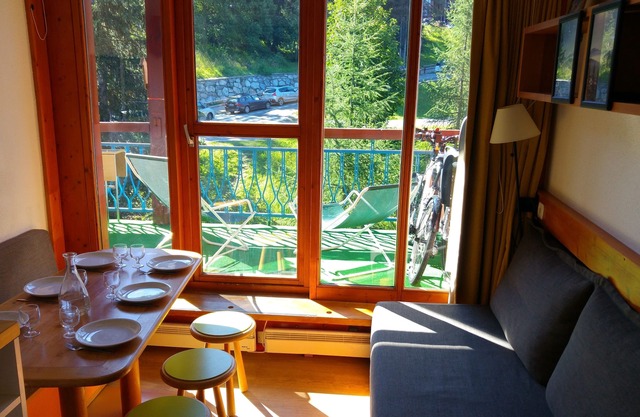 Apartment DUPLEX 5/6 persons renovated PROCHE PISTES WIFI GRATUIT EXPO S/E