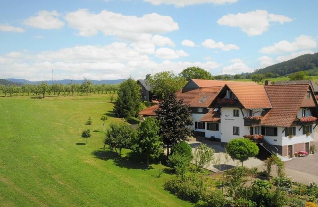 Apartment on the Isenmann fruit farm